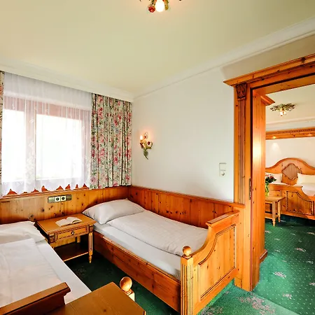 Kaltschmid - Familotel Tirol 4*