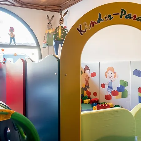 Kaltschmid - Familotel Tirol Ξενοδοχείο 4*